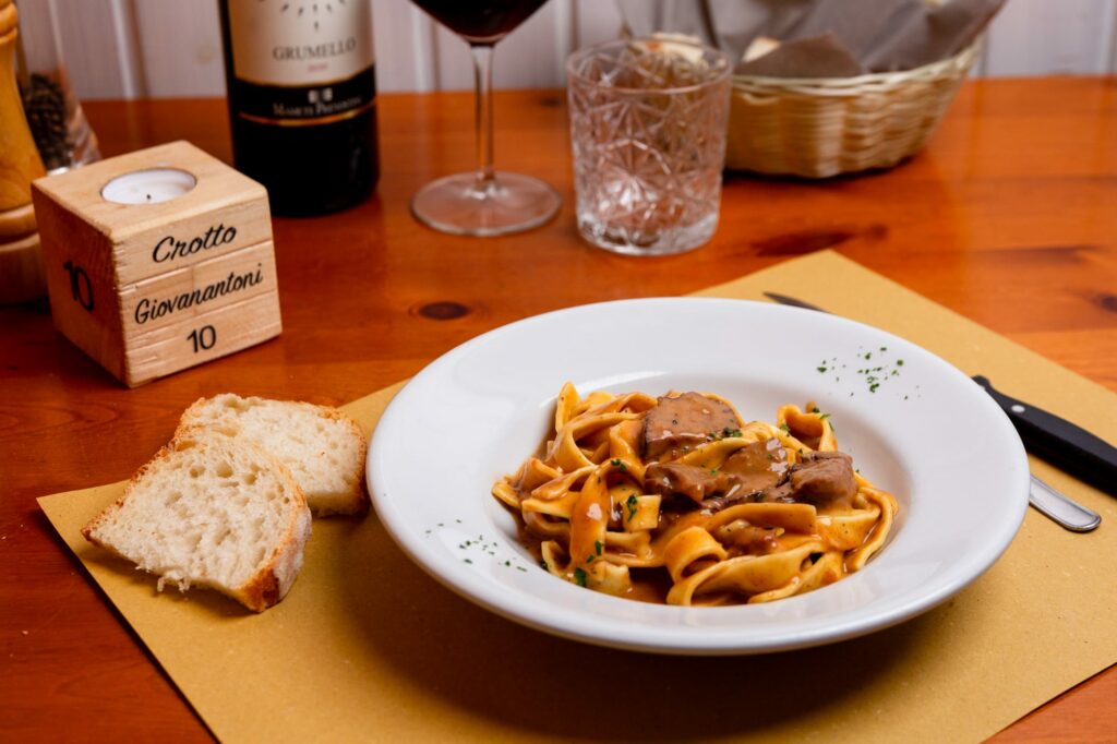 Tagliatelle di brasato